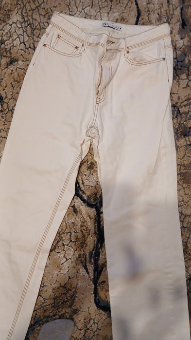 Blugi damă de la ZARA