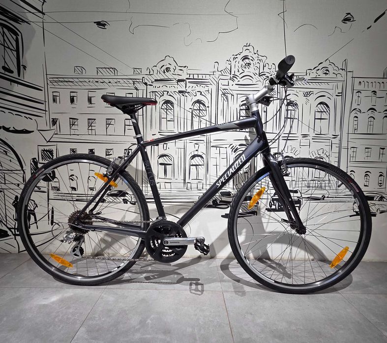 Велосипед "Specialized" Sirrus 1.0. Колеса 700*32". Рама 540 мм Гибрид