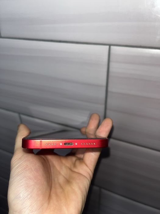 Vand iphone 14 plus, red edition