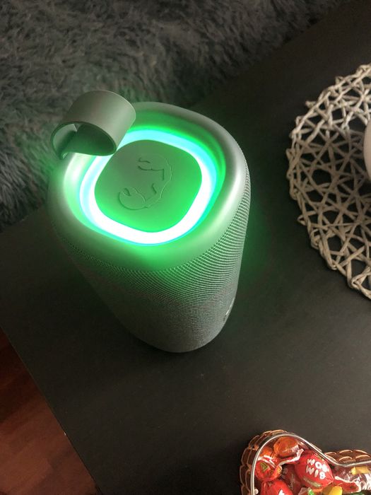 Boxa noua cu bas super tare