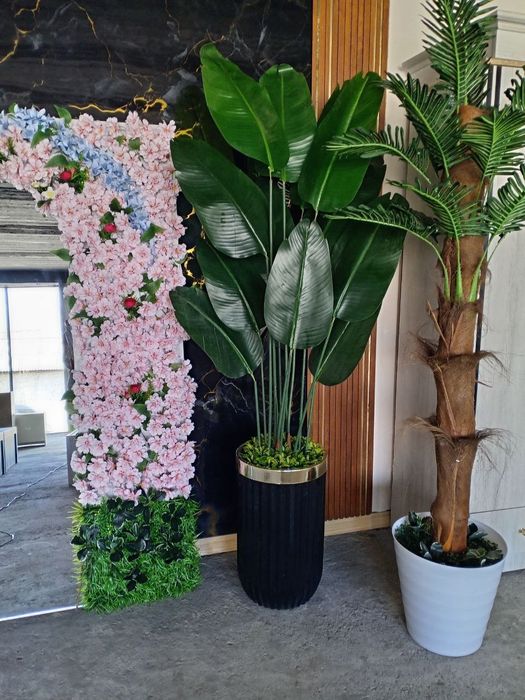 Вазы и искусственные цветы |  Suniy gullar