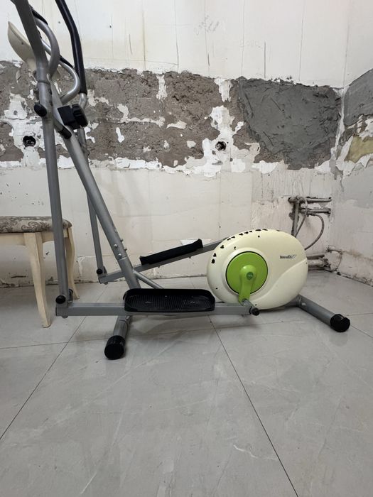 Элиптический тренажер