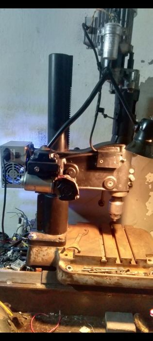 Сверлильный станок