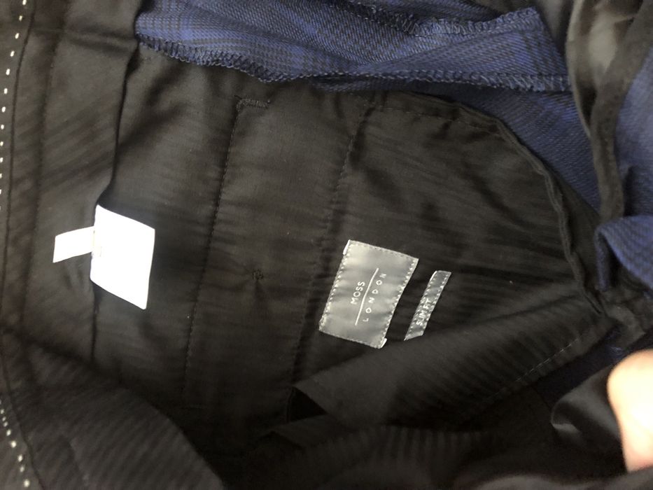 Costum Barbatesc Moss Bross