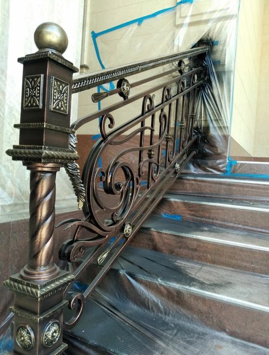 Покраска Ремонт ворот.Покраска навесов.Крыш.