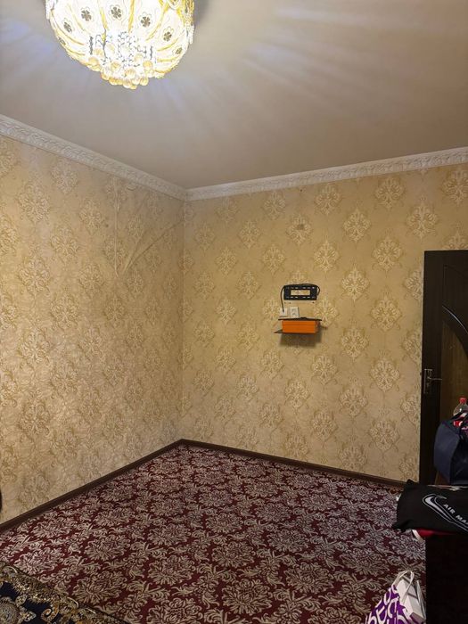 Gʼafur Gʼulom metro, Sebzor At-Termiziy masjidni qarshisida