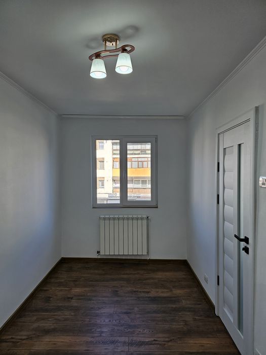 Apartament 2 camere Targu-Jiu  etajul 2