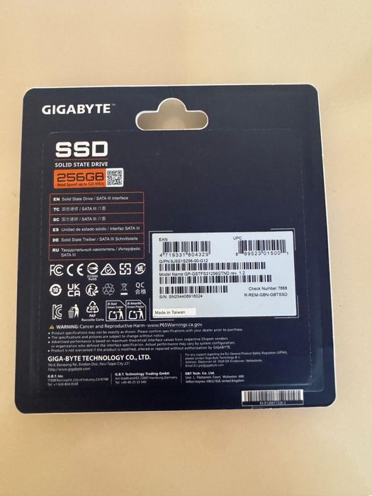 Новый SSD Sata 256 гб