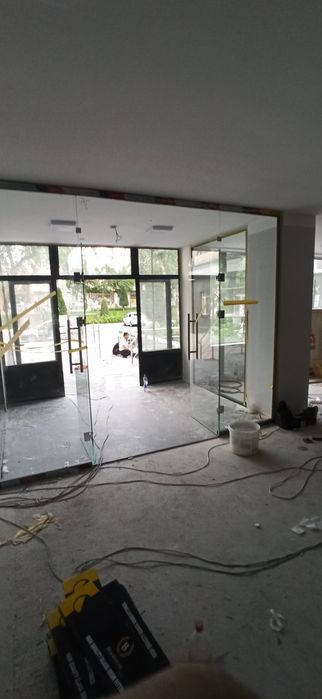 Kaloni oynalar órnatish