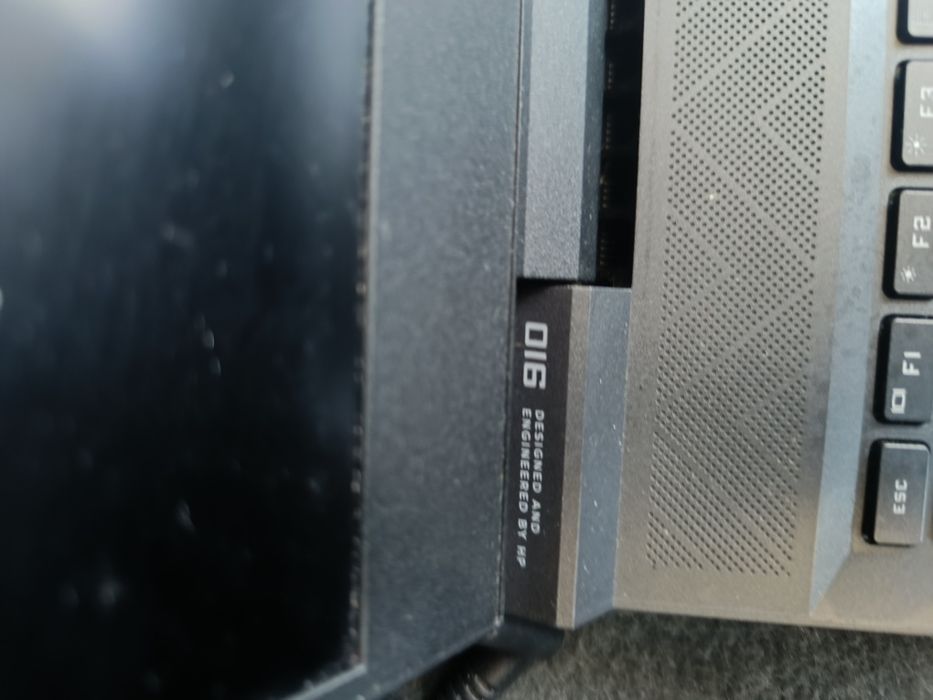 Ноутбук  HP victus