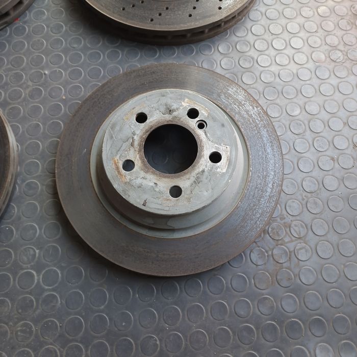 Комплект спирачни дискове и апарати за Mercedes SL(R230)