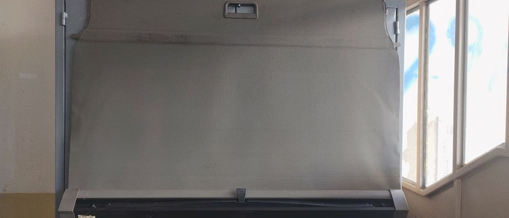 Щора багажник -кучкарник Audi a4 b6 2002