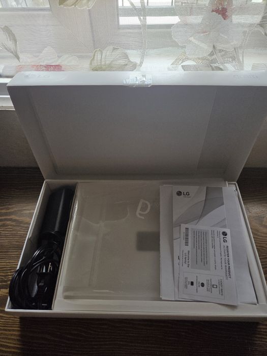 Сверхлегкий ноутбук LG Gram с сенсорным экраном 13,3 дюйма и процессор