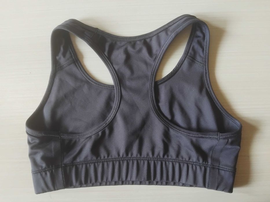 NIKE оригинален Спортен сутиен / Бюстие