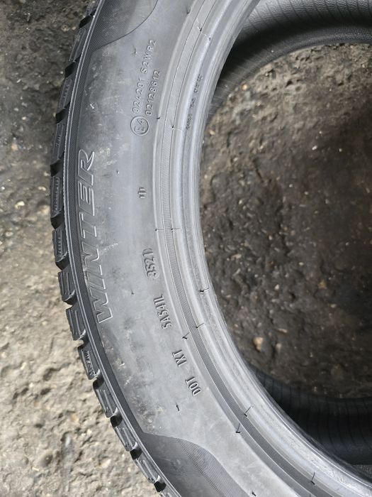 Anvelope Pirelli 255 45 19