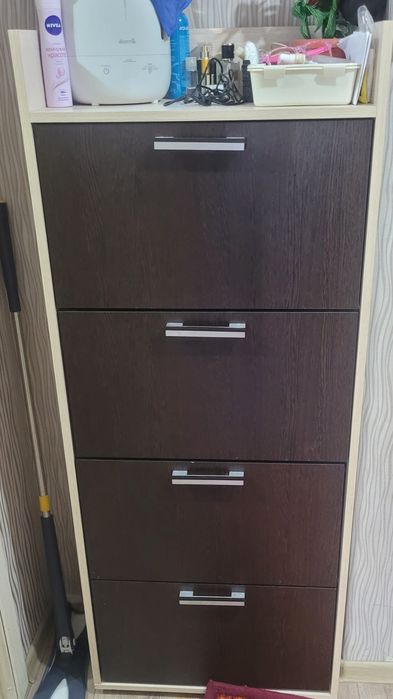 Комод для обуви. Полки