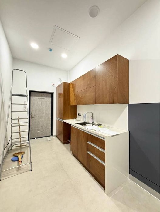 Сдается просторное помещение 182 кв м ул. Махтумкули