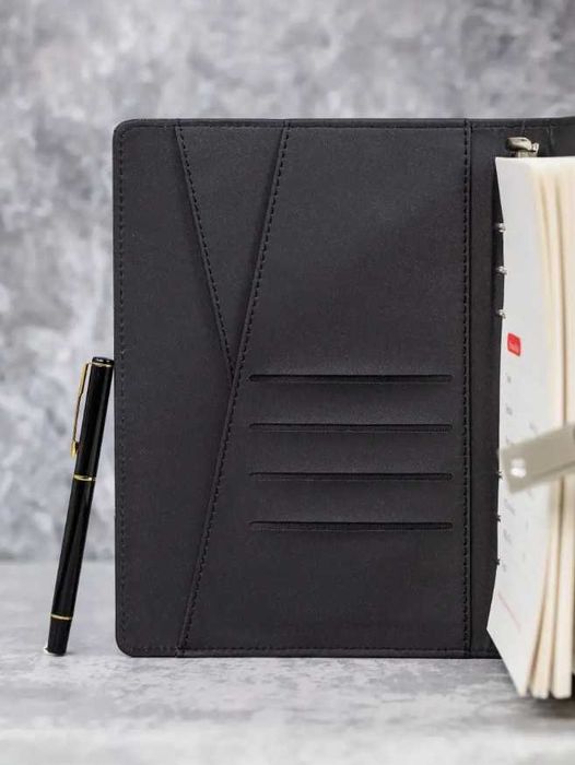 Блокнот 80л с Зарядкой на Iphone Samsung и Флешка