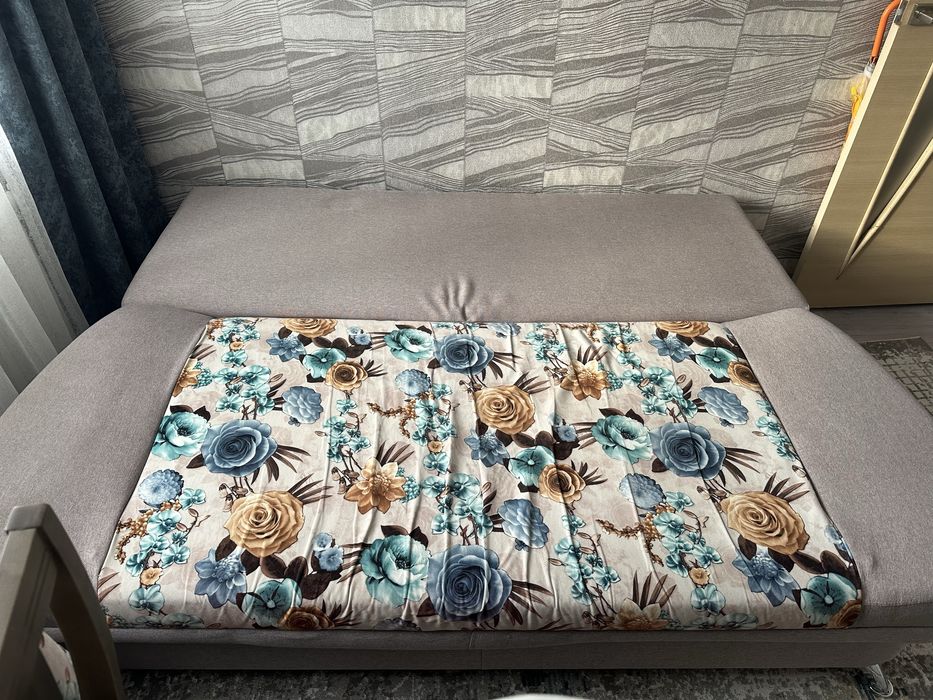 Продам диван в хорошем состоянии