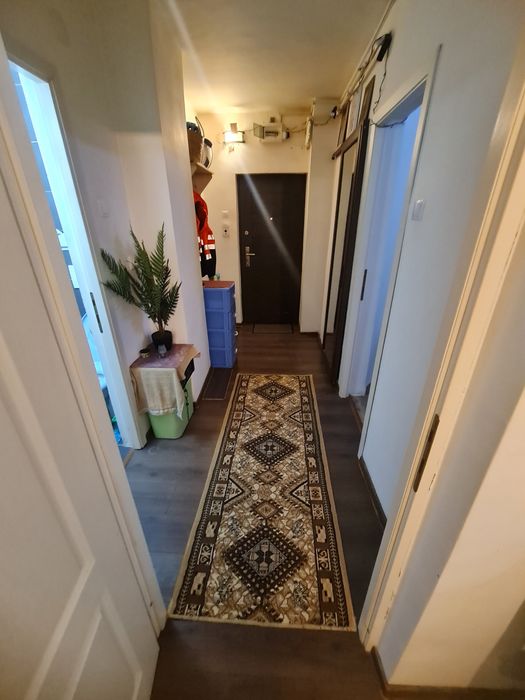 Vind 1camera decomandat et1