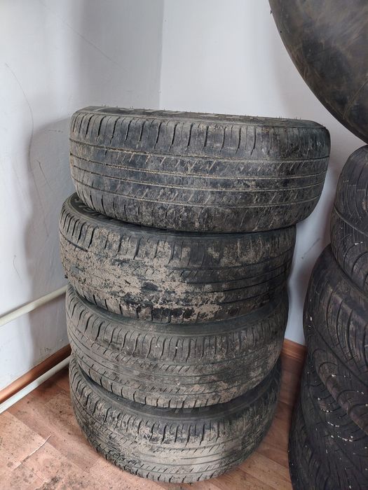 Продам резину 195 65 r15