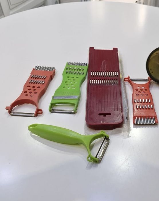 Продам пластмассовую посуду