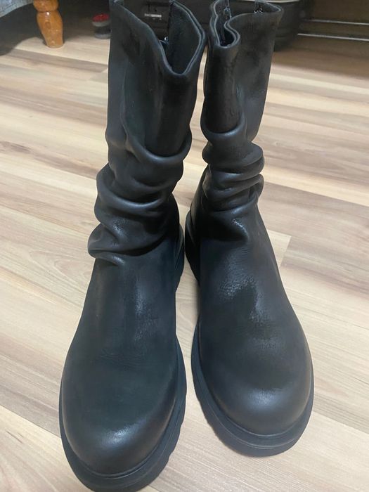 Боти, маратонки найк