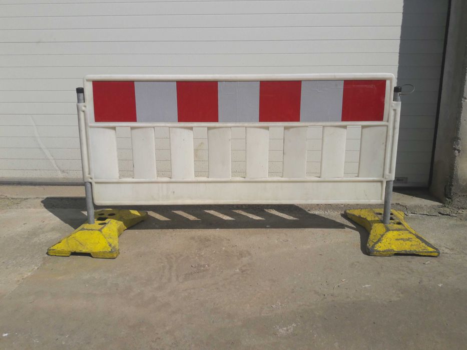 Parapet / gard de protectie din plastic