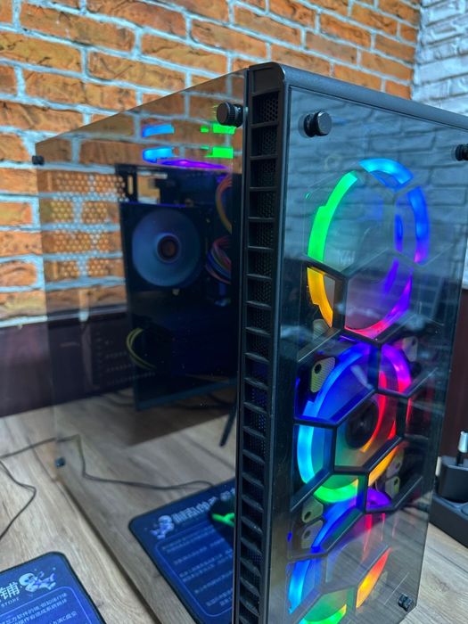 Продам игровой комплект