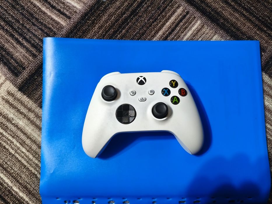 Игровая консоль Xbox series s