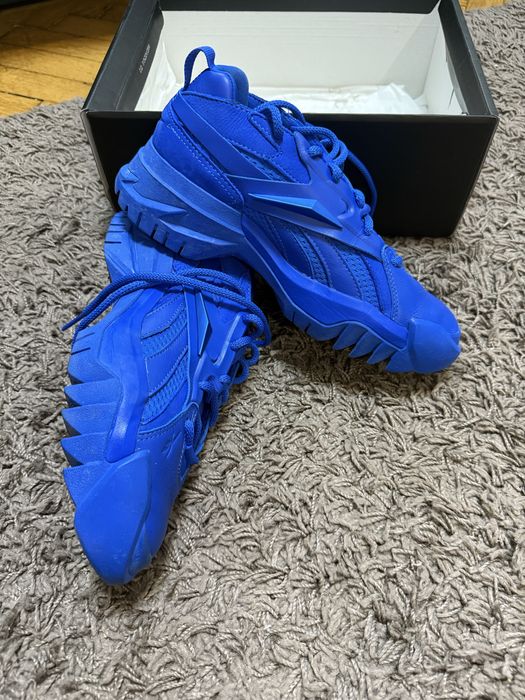 Reebook cardi b маратонки в супер уникален цвят