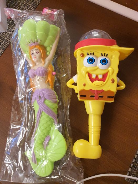 Кукла с дискошаром и музыкой