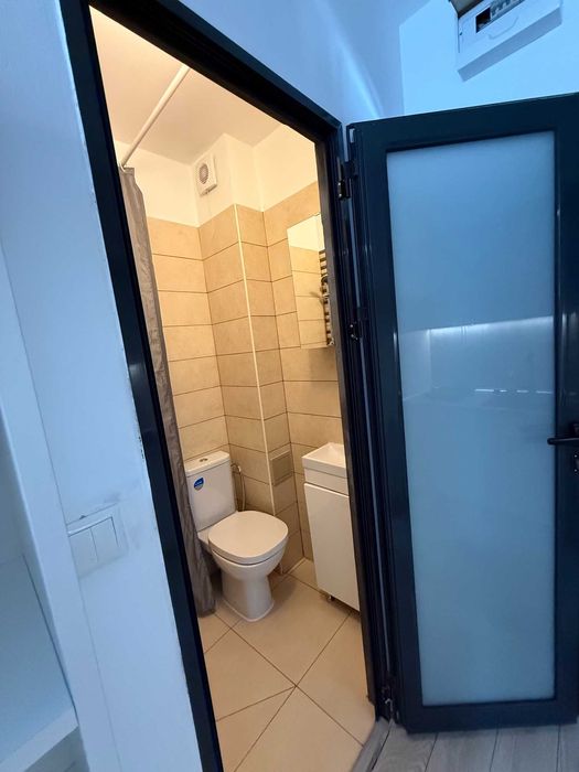 Vand Garsoniera Sibiu Zona buna etaj 1 renovata