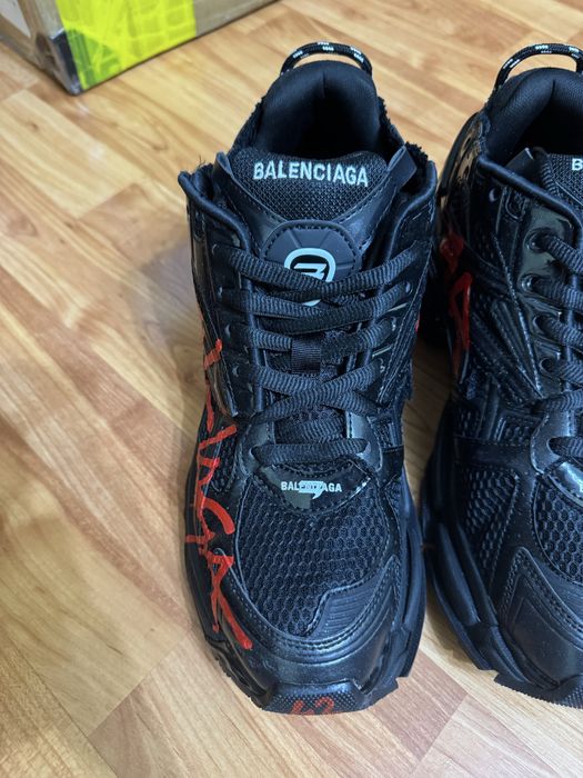 Balenciaga Runner Graffiti