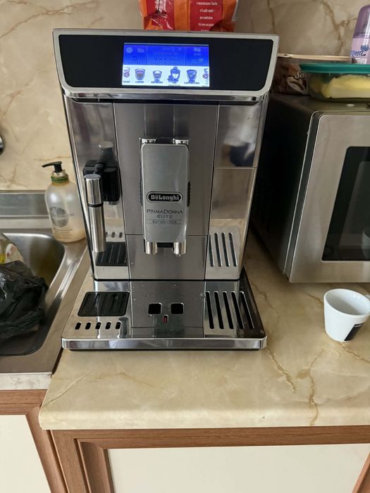 Delonghi PrimaDonna Elite Experience