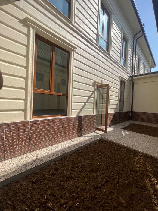 Ховли 3 сотих 2 этаж