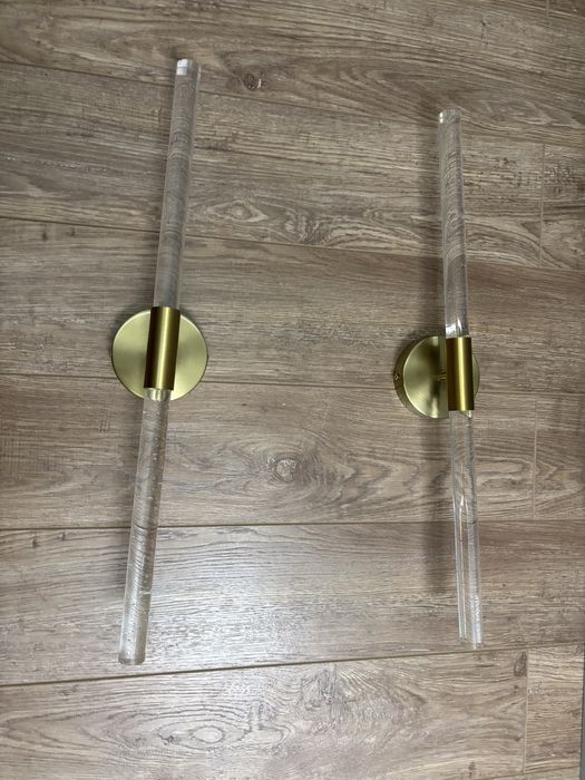 Продаются настенные бра (новые)