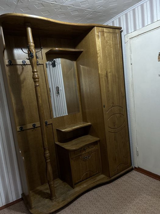 Прихожая 1.60 на 2.25