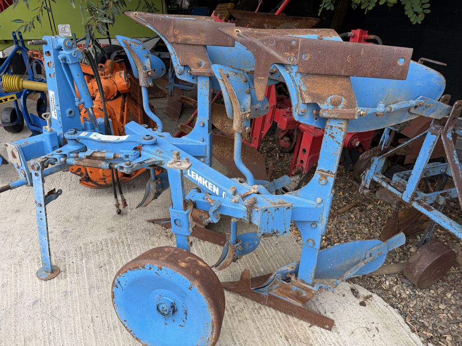 Plug 2 brazde Lemken , Rabe Werk , Gassner , Goudland