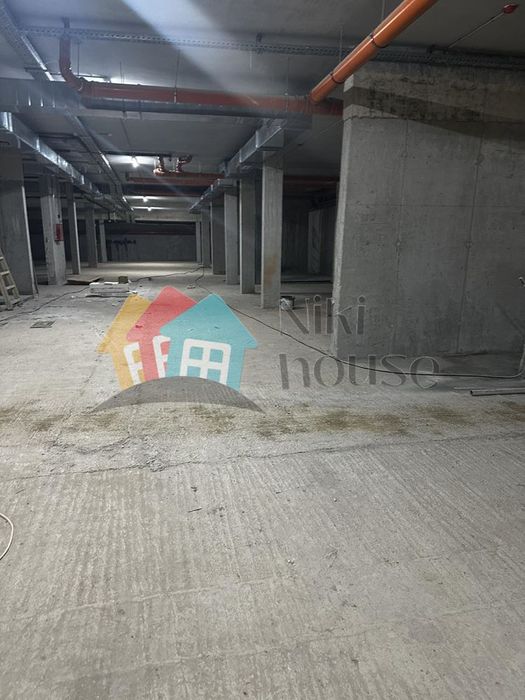 Продава се Тристаен апартамент в Варна, Виница - 125 кв.м за 1752 €/кв.м - Снимка #7