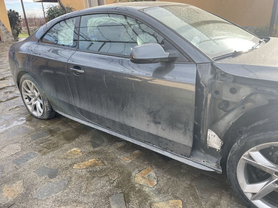 Dezmembrez Audi A5 8T Facelift Coupe 3.0 diesel quattro