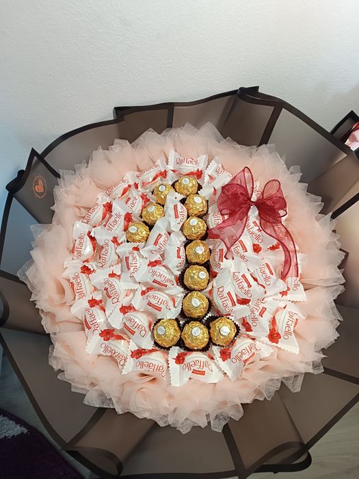 Buchet Raffaello și Fererro
