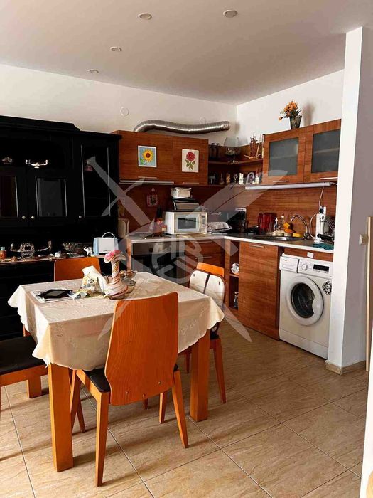 Продава се Двустаен апартамент в к.к. Слънчев бряг - 68 кв.м за 675 €/кв.м - Снимка #1