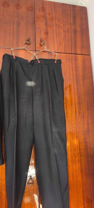 Мъжки тъмен костюм размер 58 (3XL)