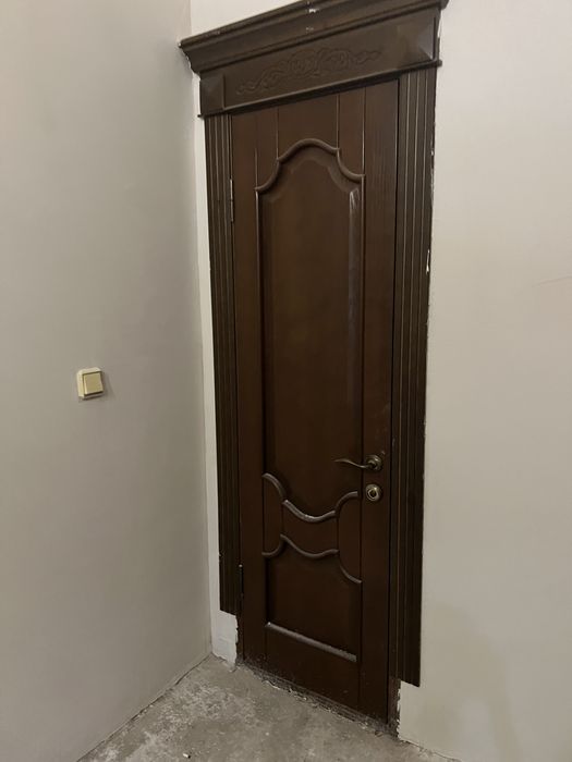Двери межкомнатные дерево