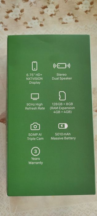 Нов телефон TCL 40 SE