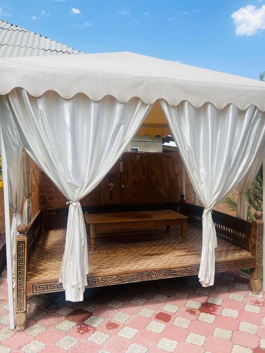 Топчан деревянный