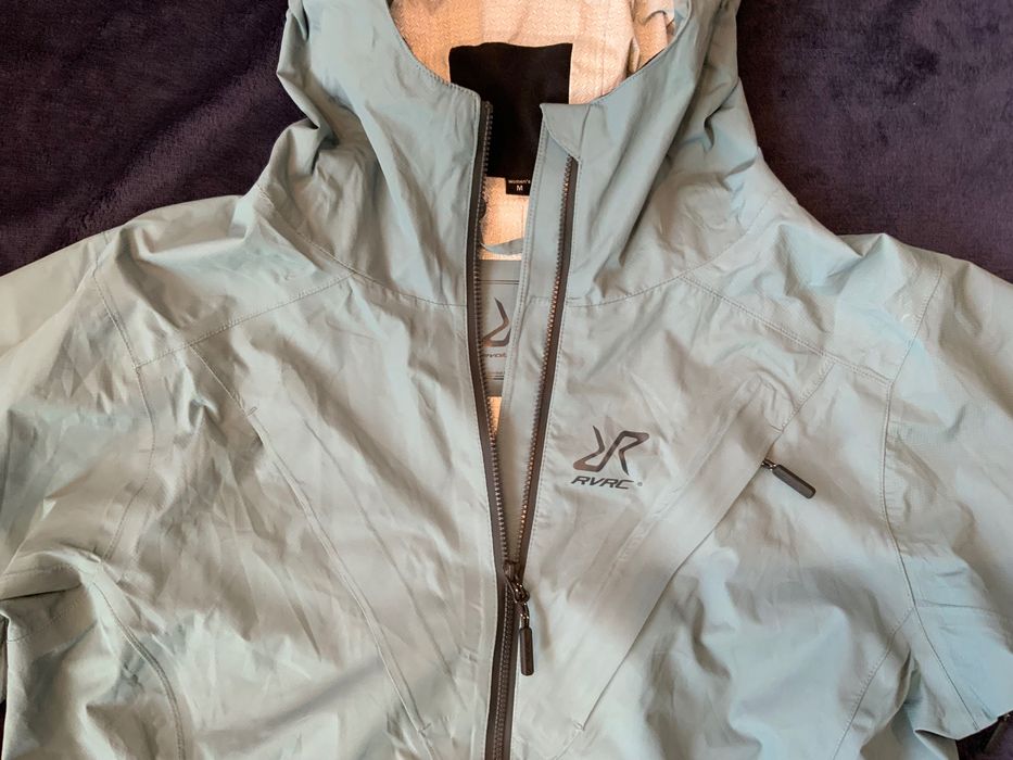 Revolution Race-оригинално яке 40м