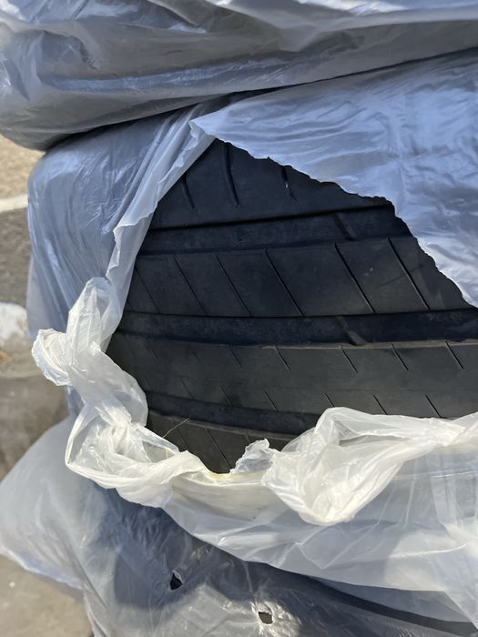 Продам шины 255/50/19