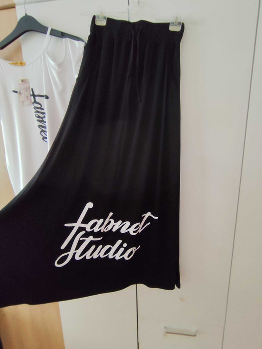Промо Лято от 60 на 55 лв! НОВ FABNETSTUDIO Летен дамски комплект пола и блуза